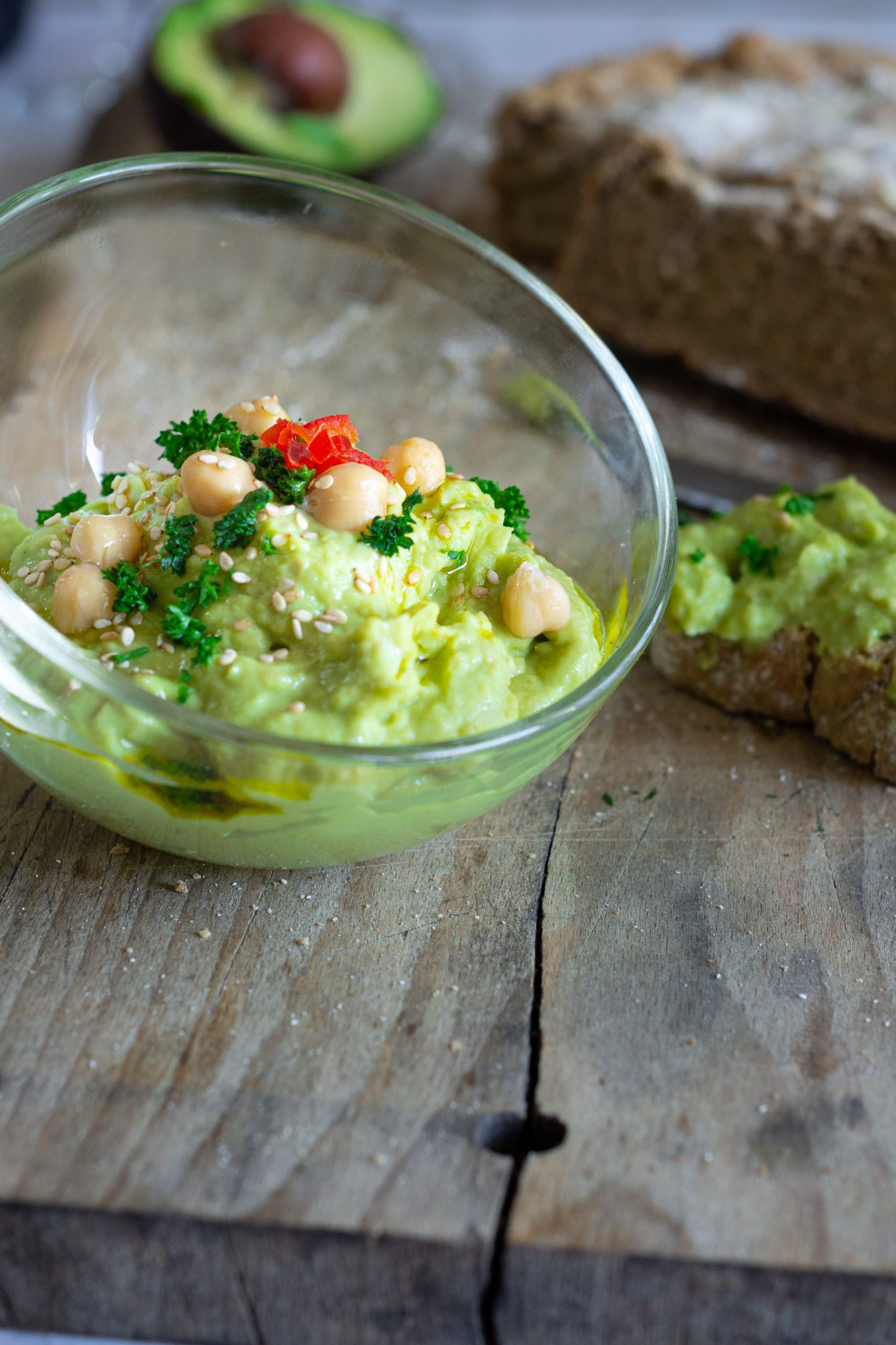 ceci est une photographie de tartinade avocat pois chiches-zenglutenfree