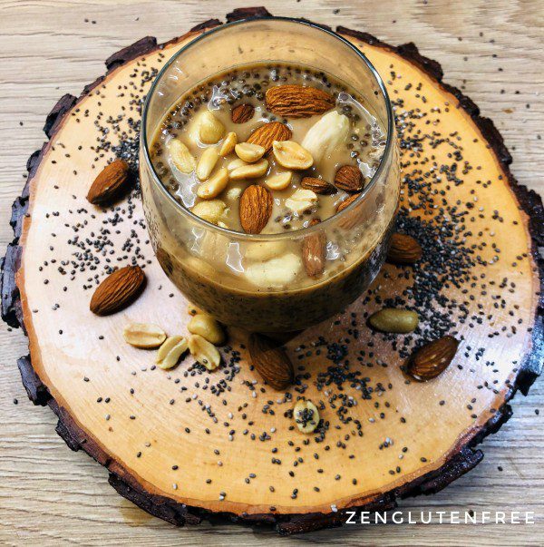 Ceci est une photographie de pudding de chia café noisette-zenglutenfree
