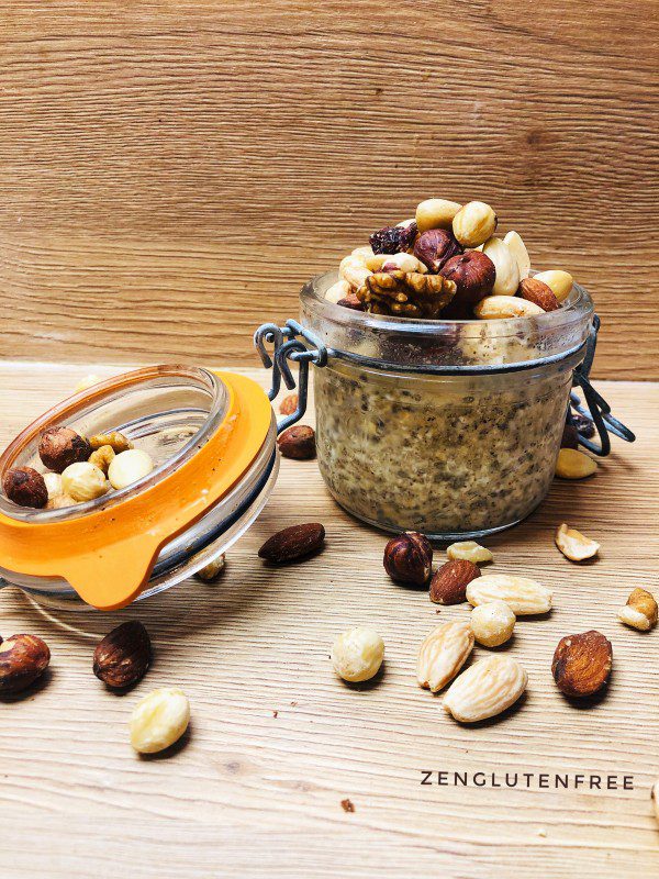 Ceci est une photographie de overnight oats -zenglutenfree