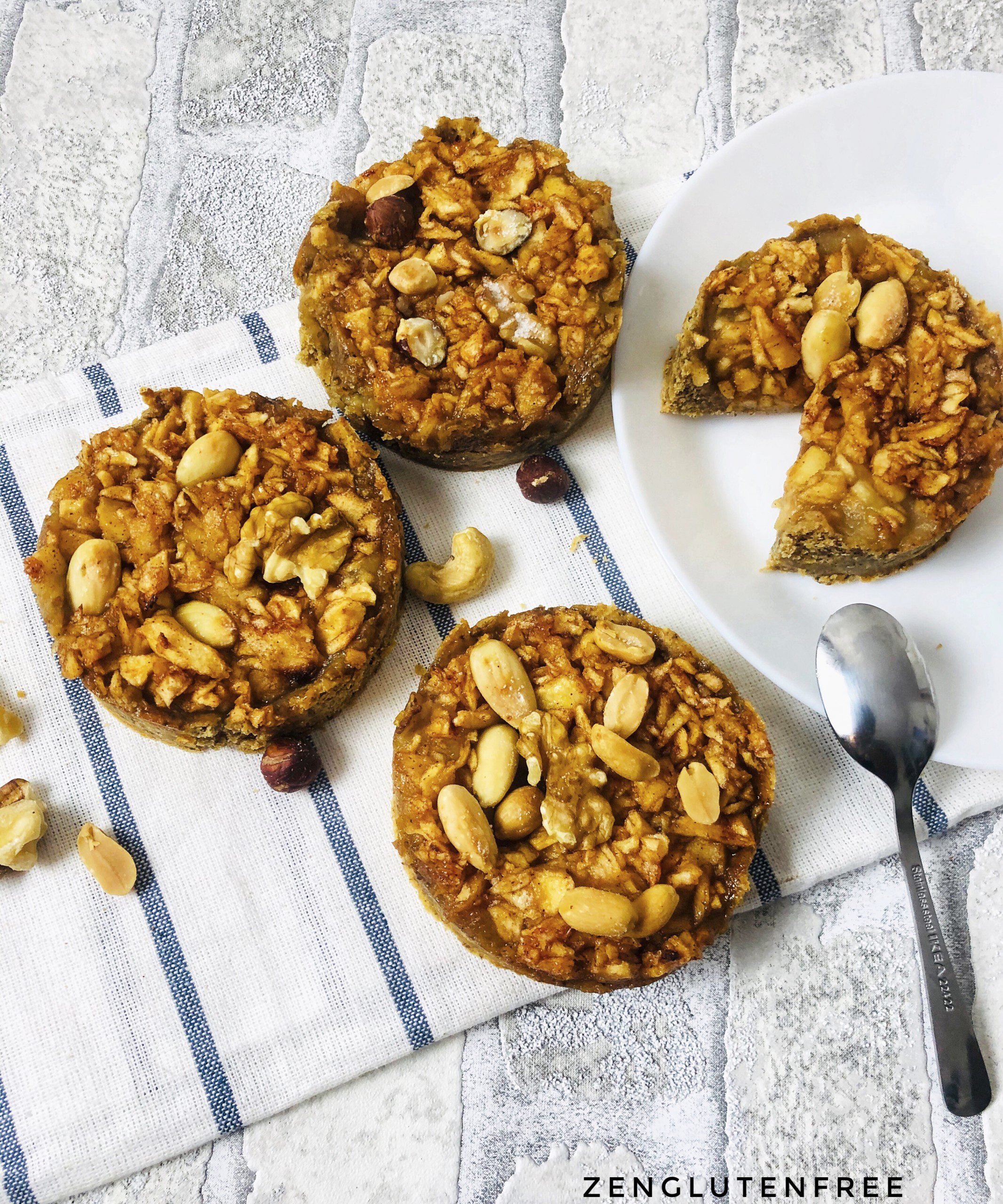 Ceci est une photo de Tartelettes aux pommes vegan sans gluten