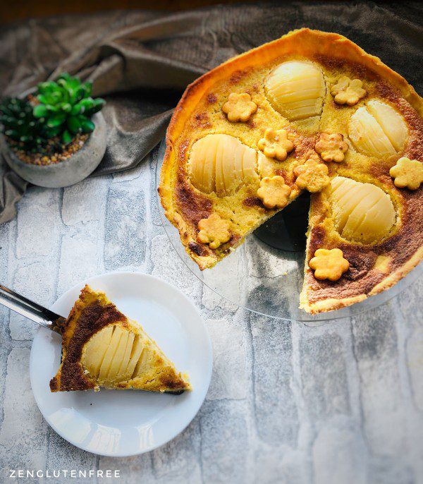 Ceci est une photographie de tarte à la poire sans gluten et sans lactose-zenglutenfree