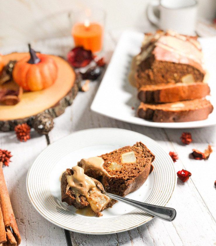 Ceci est une photographie de gâteau poire amandes sans gluten-zenglutenfree