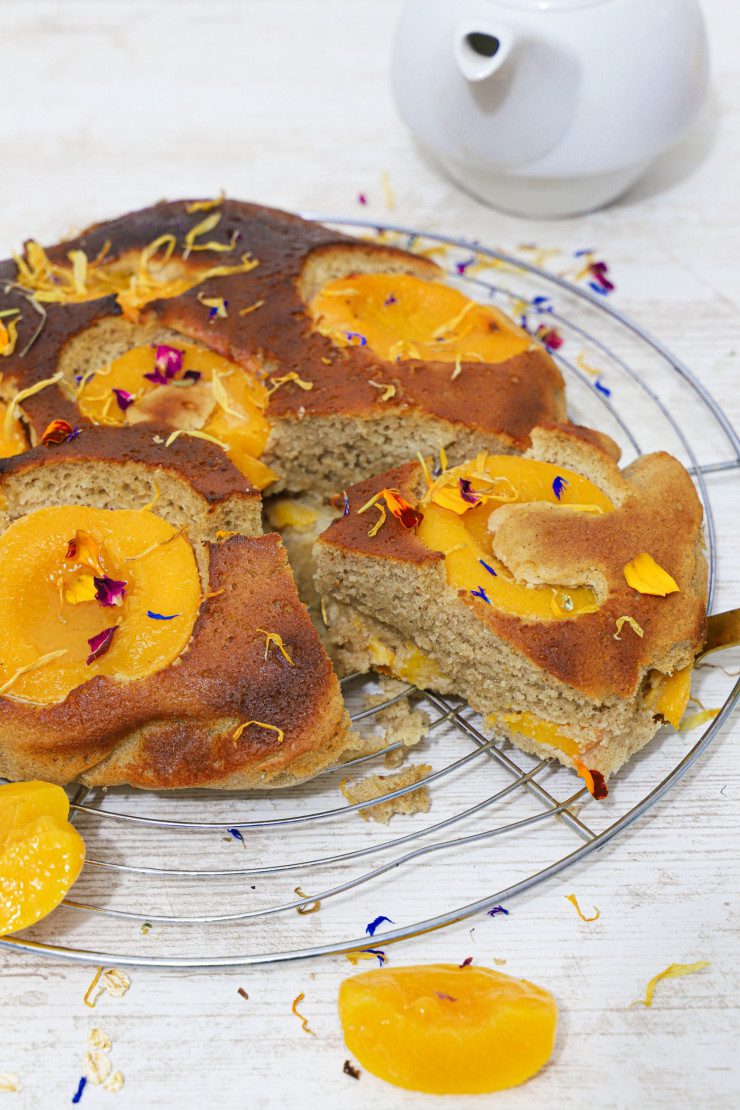 Ceci est une photographie de Gateau moelleux à l'abricot sans gluten