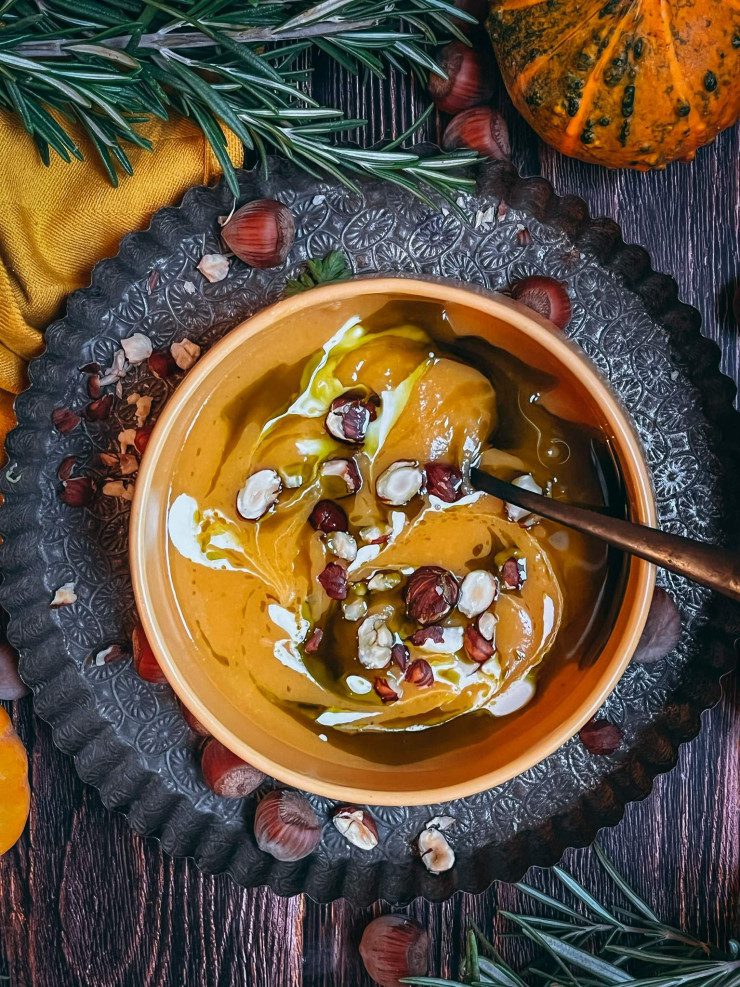 Ceci est une photographie de soupe panais potimarron patate douce-zenglutenfree