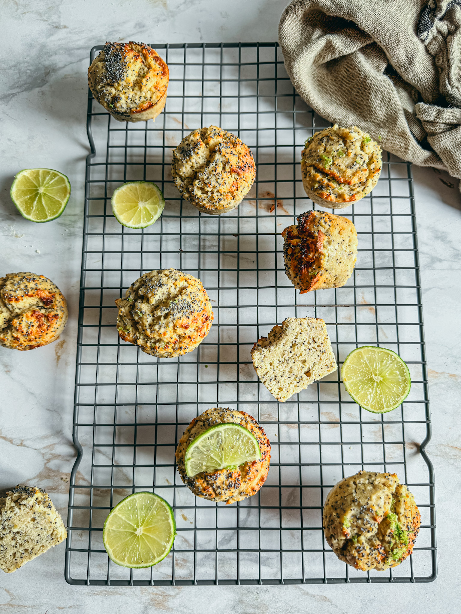 Muffins au citron sans gluten et graines de pavot moelleux faits maison